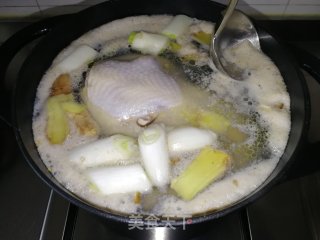 菌菇鸡汤的做法步骤：4