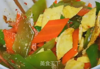芦笋拌胡萝卜的做法步骤：8