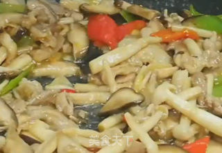 鲜菇炒肉的做法步骤：7