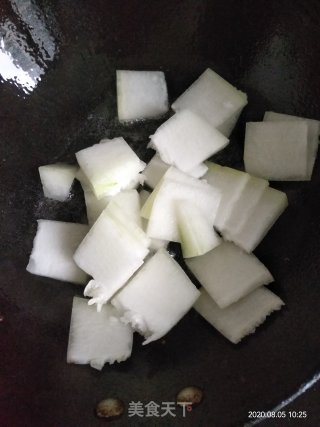 清炒冬瓜的做法步骤：2