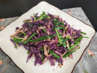 紫甘蓝炒杏鲍菇的做法步骤：11