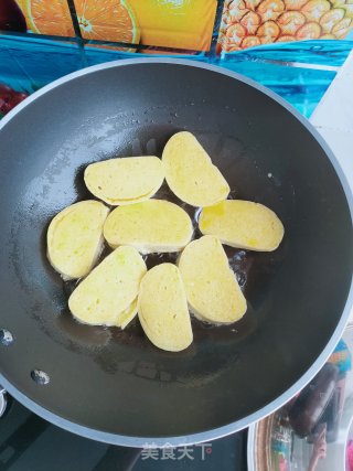 鸡蛋馒头片的做法步骤：4