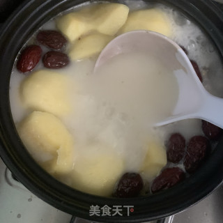 苹果鲫鱼汤的做法步骤：10