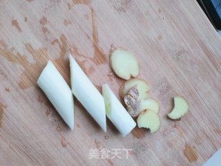 卤牛腱子肉的做法步骤：4