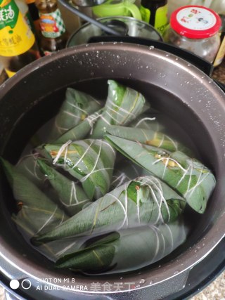 红豆花生紫薯粽的做法步骤：10