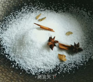 盐水鸡的做法步骤：1