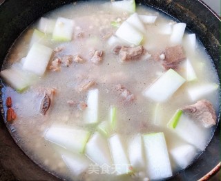 冬瓜薏米排骨汤的做法步骤：7