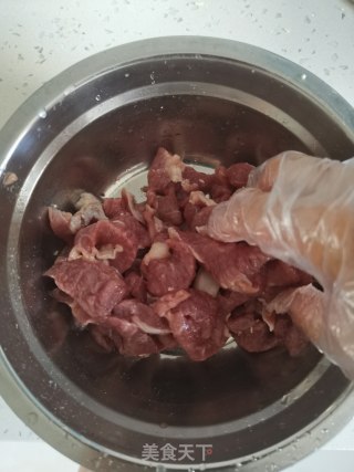 孜然羊肉的做法步骤：4