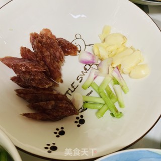 豆豉香素鸡的做法步骤：2