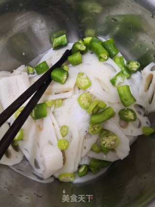 酸脆爽口糖醋藕的做法步骤：7