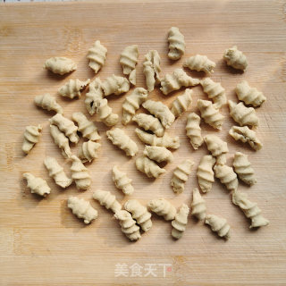 二十不惑，苦荞做的猫耳朵？会好吃吗？的做法步骤：4