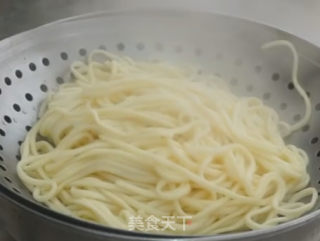 家常炒面的做法步骤：5