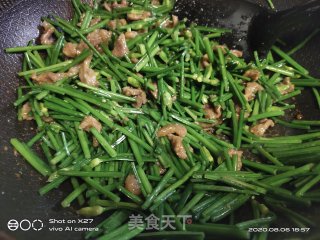 韭苔炒牛肉的做法步骤：6