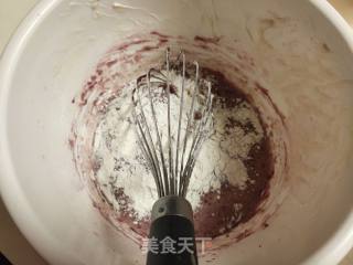 紫薯戚风蛋糕的做法步骤：4