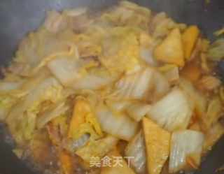 白菜炖豆腐的做法步骤：4