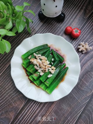 油泼蒜香秋葵的做法步骤：11
