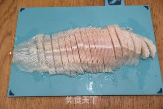 巴沙鱼南瓜羹的做法步骤：2