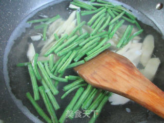 豇豆炒鞭笋的做法步骤：5
