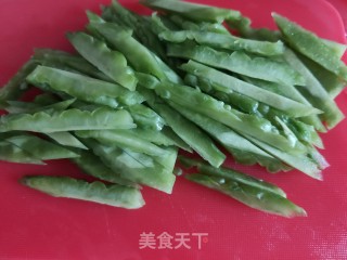凉拌苦瓜的做法步骤：3