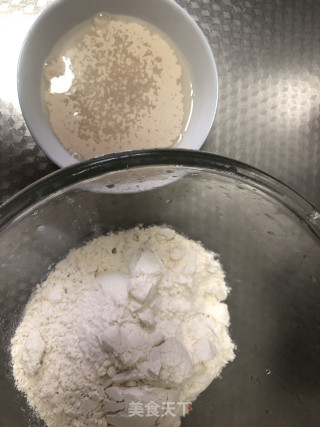 香煎葱油卷的做法步骤：1