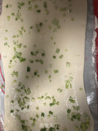 香煎葱油卷的做法步骤：7
