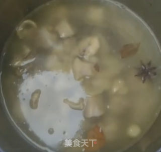 香菇鸡汤的做法步骤：5
