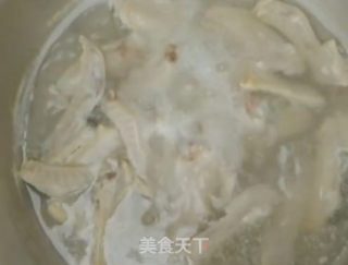 红烧鸭翅的做法步骤：2