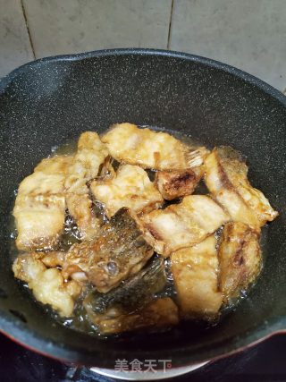 炸鱼骨的做法步骤：6