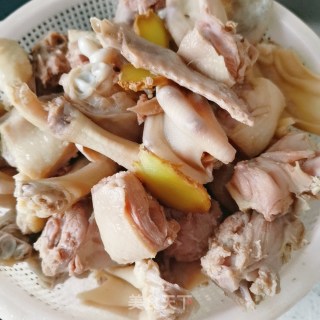 红烧鸭四件的做法步骤：4