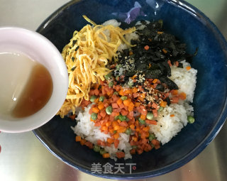 火腿蔬菜饭团的做法步骤：10
