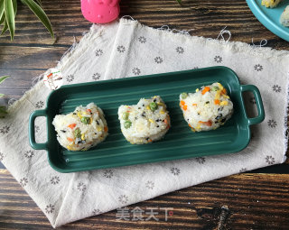 火腿蔬菜饭团的做法步骤：14