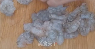 芦笋炒虾仁的做法步骤：1