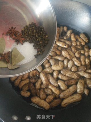 五香盐水花生的做法步骤：4