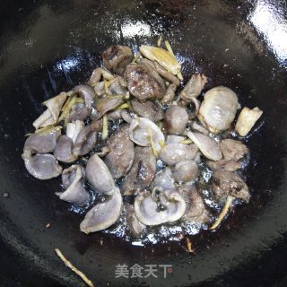 鸭杂炒甜豆的做法步骤：10