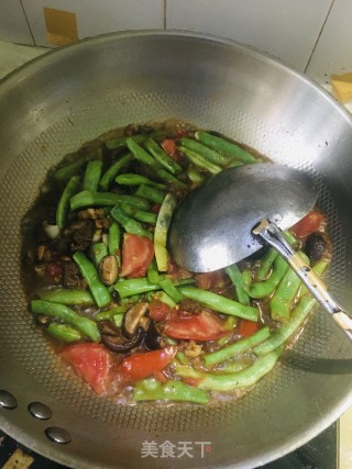 香菇牛肉扯面的做法步骤：6