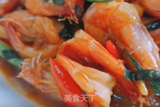 葱烧大虾的做法步骤：6