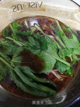 牛肉热汤米粉的做法步骤：5