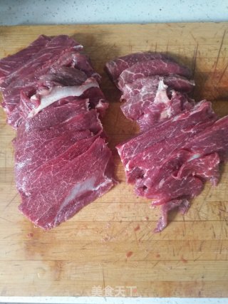 粉蒸牛肉的做法步骤：7