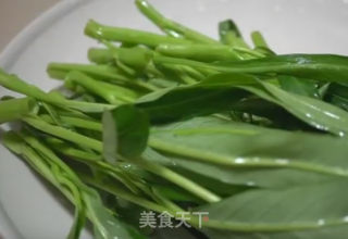 腐乳通菜的做法步骤：1