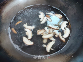 包菜炒粉丝的做法步骤：4