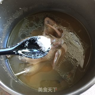 灵芝鸽子汤的做法步骤：8