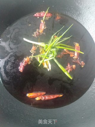 美味酱油鸡的做法步骤：4