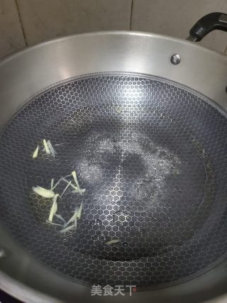 瘦肉鸭血河粉的做法步骤：3