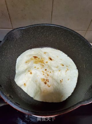 牛肉生菜卷饼的做法步骤：3