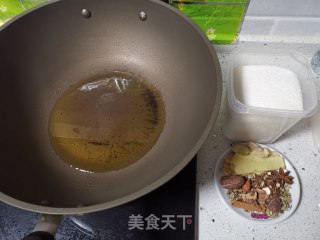 卤鸡爪的做法步骤：2