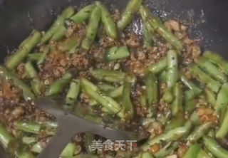 橄榄菜肉末炒四季豆的做法步骤：7