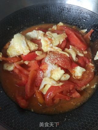 西红柿鸡蛋干拌面的做法步骤：4