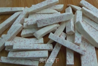 焦糖芋条的做法步骤：1