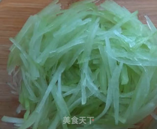 冬瓜丝饼的做法步骤：1