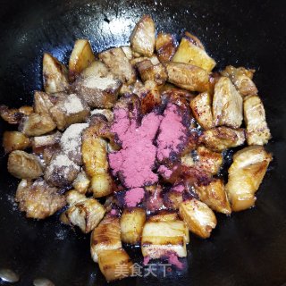 茶树菇红烧肉的做法步骤：12